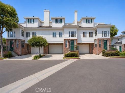 18723 Chapel Lane, Huntington Beach, CA