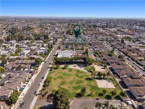 18723 Chapel Lane, Huntington Beach, CA