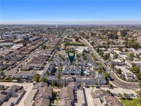 18723 Chapel Lane, Huntington Beach, CA
