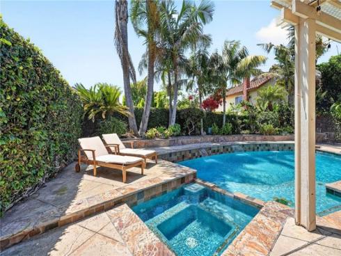 19281 Coralwood Lane, Huntington Beach, CA