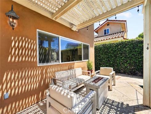 19281 Coralwood Lane, Huntington Beach, CA