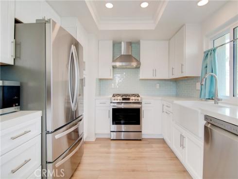 8566 Trinity 816D Circle, Huntington Beach, CA
