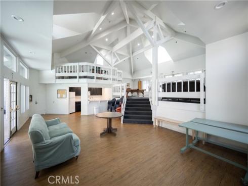 4682 Warner C110 , Huntington Beach, CA