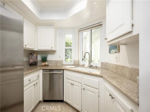 4682 Warner C110 , Huntington Beach, CA