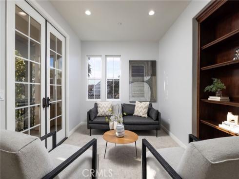 21247 Ronda , Huntington Beach, CA