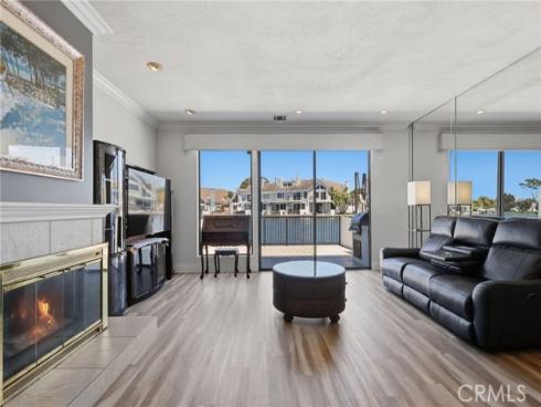 16101 Saint Croix Circle, Huntington Beach, CA