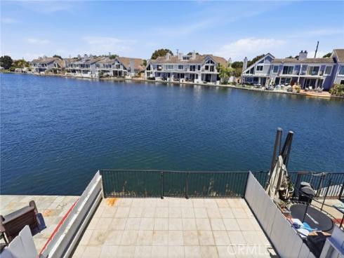 16101 Saint Croix Circle, Huntington Beach, CA