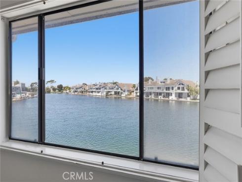 16101 Saint Croix Circle, Huntington Beach, CA