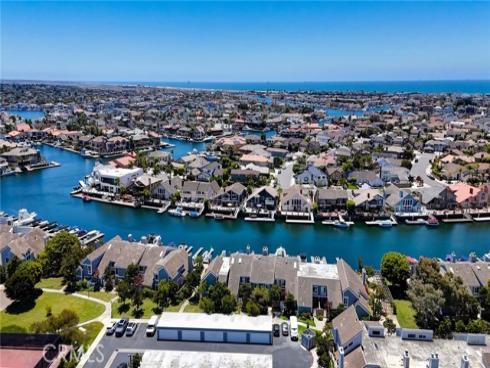 16101 Saint Croix Circle, Huntington Beach, CA
