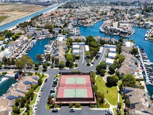 16101 Saint Croix Circle, Huntington Beach, CA