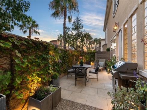 8239 Noelle Drive, Huntington Beach, CA