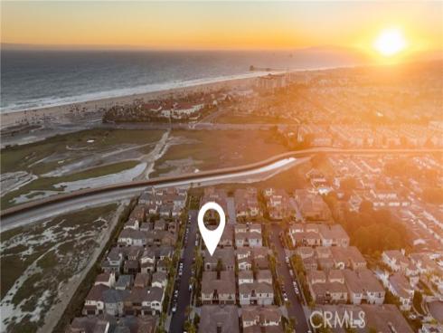 8239 Noelle Drive, Huntington Beach, CA