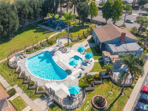 19760 Kingswood , Huntington Beach, CA