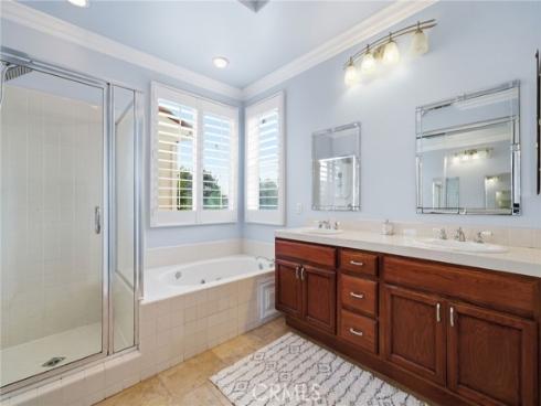 7124 Forest Glen Drive, Huntington Beach, CA
