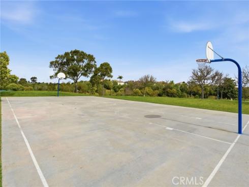 7124 Forest Glen Drive, Huntington Beach, CA