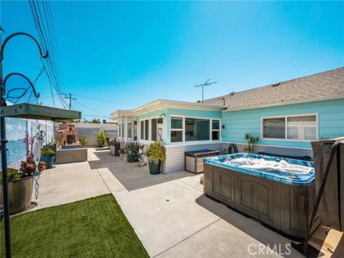 15732  Swan   Lane, Huntington Beach, CA