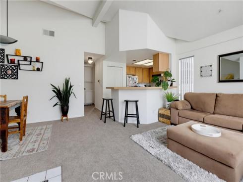 4581 Warner 302 , Huntington Beach, CA