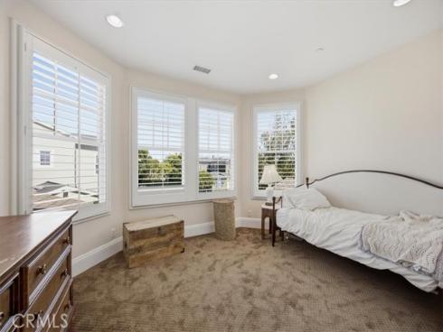 17351 Sagatuck Lane, Huntington Beach, CA