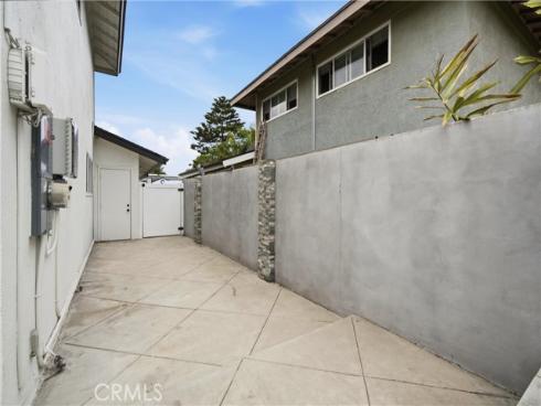 8021  Sunset   Circle, Huntington Beach, CA