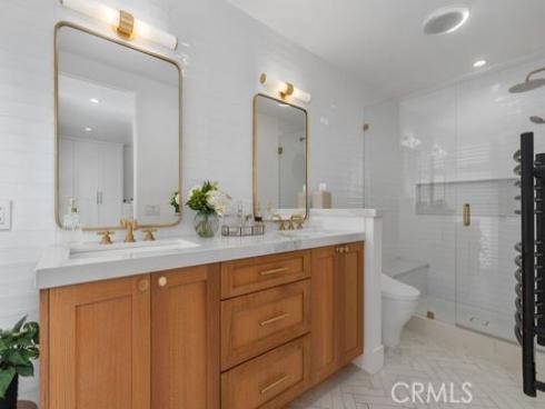 3949 Warner Avenue, Huntington Beach, CA