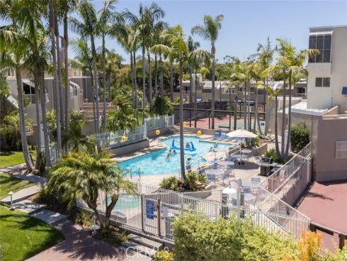 16102 Fame , Huntington Beach, CA