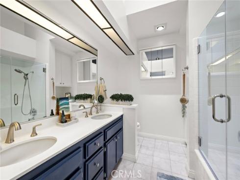 8206 Bridgepoint 206 , Huntington Beach, CA