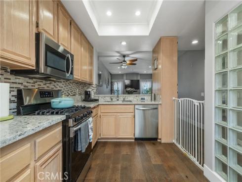 415 Townsquare 308 Lane, Huntington Beach, CA
