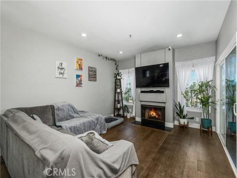 415 Townsquare 308 Lane, Huntington Beach, CA