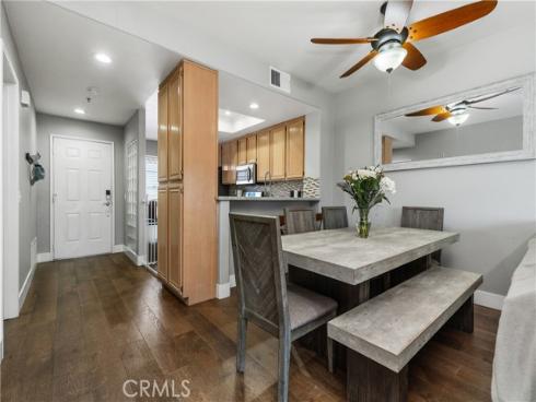 415 Townsquare 308 Lane, Huntington Beach, CA