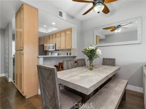 415 Townsquare 308 Lane, Huntington Beach, CA