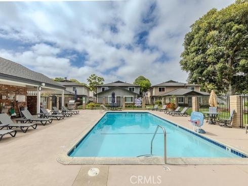 16684 Arbor 110C , Huntington Beach, CA