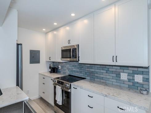 16684 Arbor 110C , Huntington Beach, CA