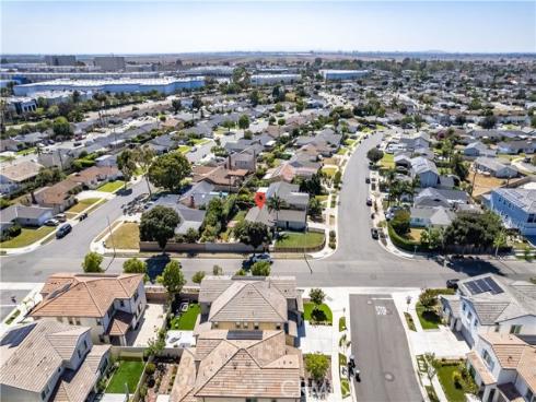 5702 Riviera Drive, Huntington Beach, CA