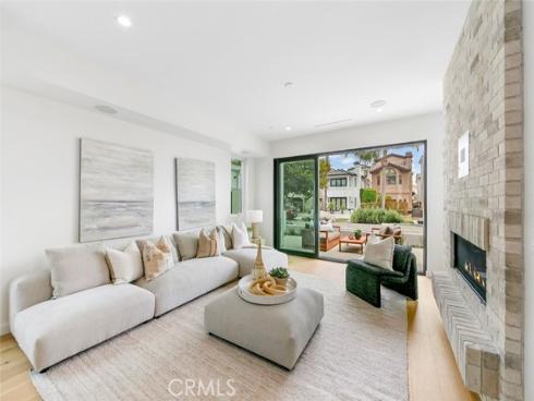 307 14th Street, Huntington Beach, CA