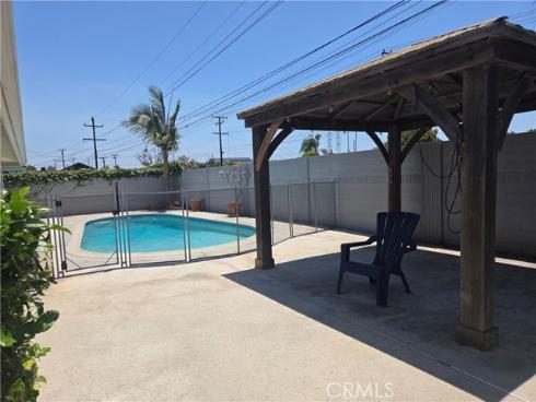 10362  Christmas   Drive, Huntington Beach, CA