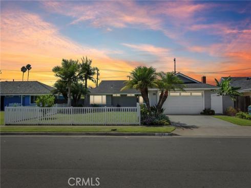 10362  Christmas   Drive, Huntington Beach, CA