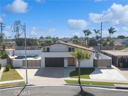 17451 Avalon , Huntington Beach, CA