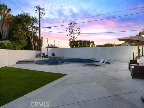17451 Avalon , Huntington Beach, CA
