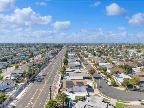 17451 Avalon , Huntington Beach, CA