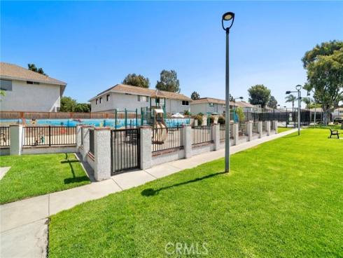 9562 Cornwall , Huntington Beach, CA