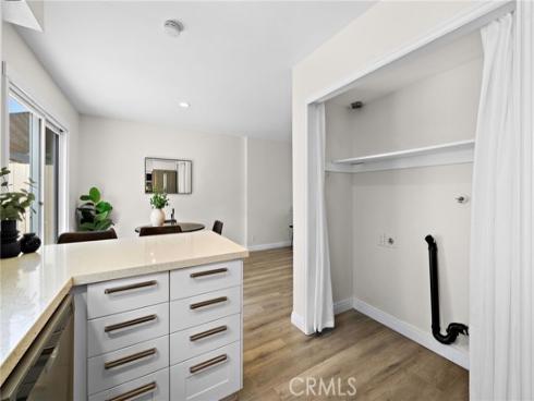 9562 Cornwall , Huntington Beach, CA