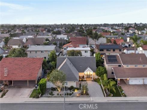 9601  Dumbreck   Drive, Huntington Beach, CA