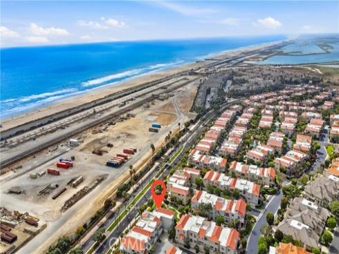 6051 Broadstone Circle , Huntington Beach, CA