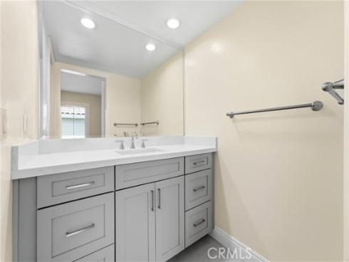 6051 Broadstone Circle , Huntington Beach, CA