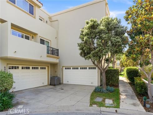 6051 Broadstone Circle , Huntington Beach, CA
