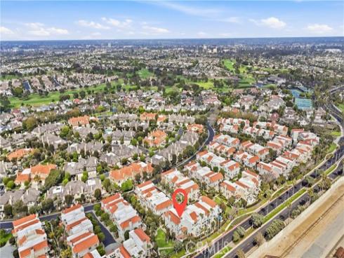 6051 Broadstone Circle , Huntington Beach, CA