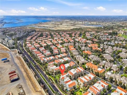6051 Broadstone Circle , Huntington Beach, CA