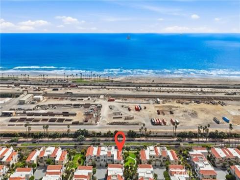 6051 Broadstone Circle , Huntington Beach, CA