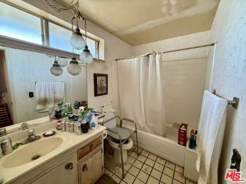 20741 Spindrift Lane, Huntington Beach, CA