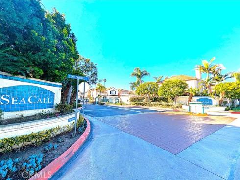 8204 Constantine Drive, Huntington Beach, CA
